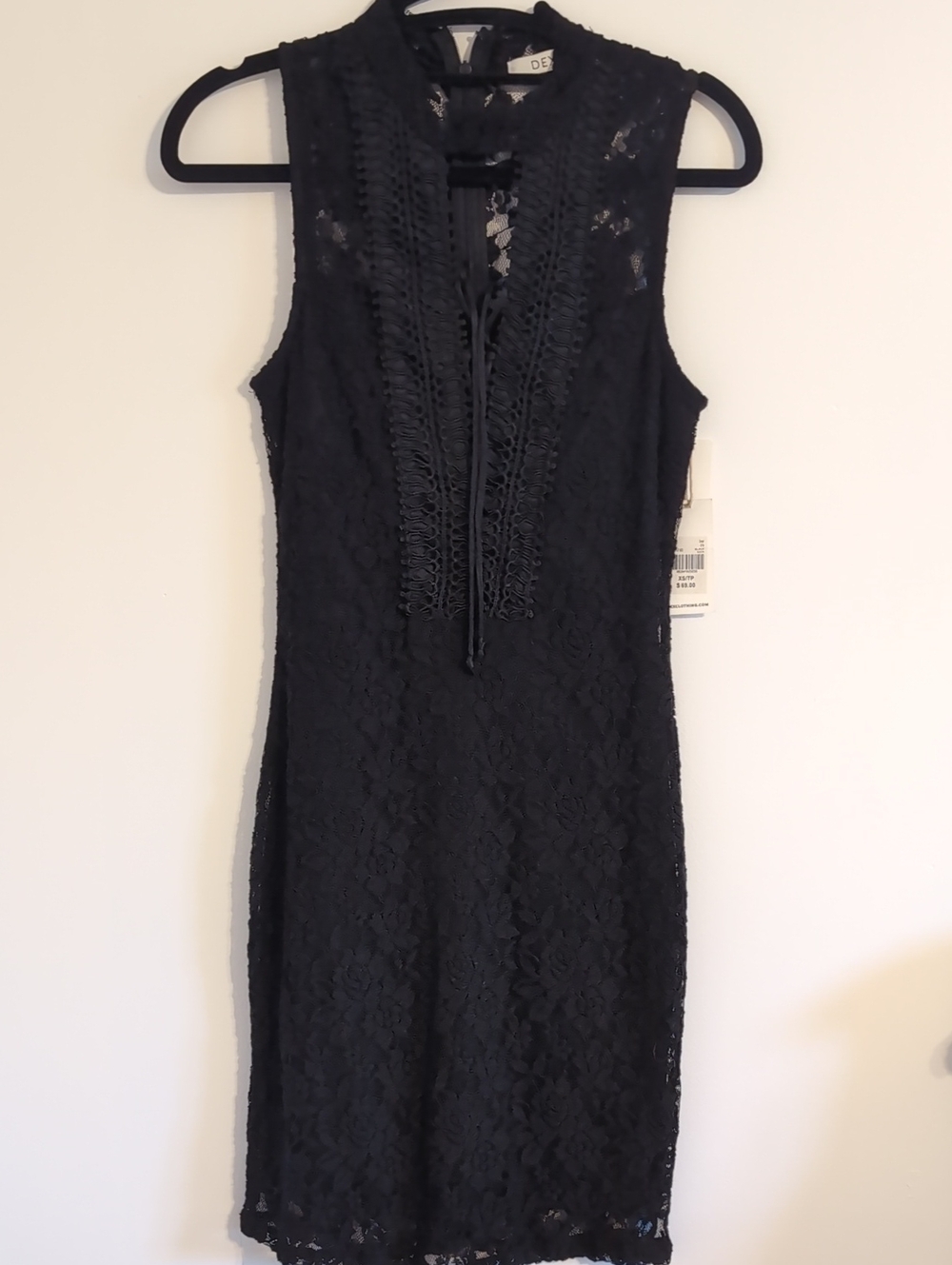 Dex Black Sleeveless Lace Sheath Dress with Lace-Up Neck